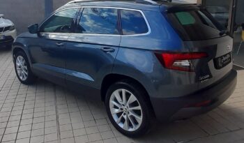 SKODA KAROQ 1.6 TDi 116cv SCR DSG STYLE pieno