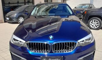 BMW SERIE 5 530d AUTO pieno