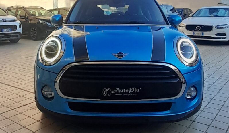 MINI COOPER D 1.5d BUSINESS HATCHBACK 5 PORTE pieno