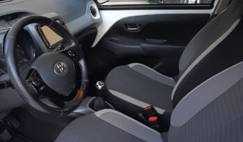 TOYOTA AYGO 1.0i VVT X-BUSINESS pieno