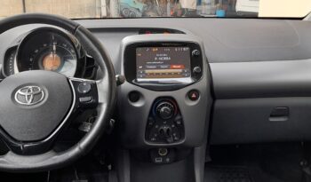 TOYOTA AYGO 1.0i VVT X-BUSINESS pieno