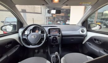 TOYOTA AYGO 1.0i VVT X-BUSINESS pieno