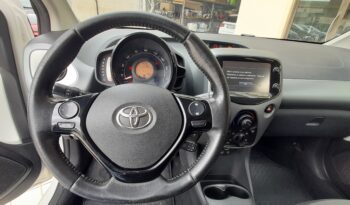 TOYOTA AYGO 1.0i VVT X-BUSINESS pieno