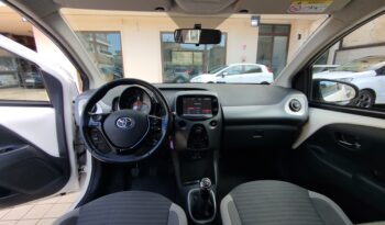 TOYOTA AYGO 1.0i VVT X-BUSINESS 5 PORTE pieno